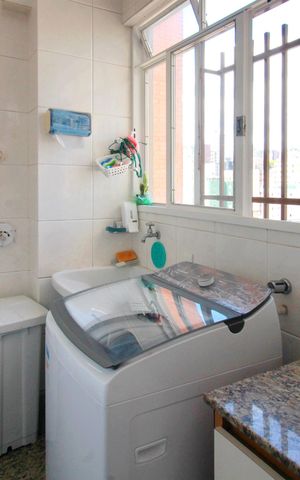 Apartamento à venda com 130m², 4 quartos e 2 vagasÁrea de Serviço