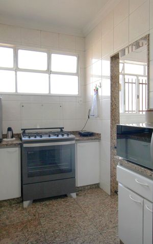 Apartamento à venda com 130m², 4 quartos e 2 vagasCozinha