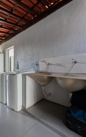 Casa à venda com 360m², 3 quartos e 5 vagas Casa à venda com 360m², 3 quartos e 5 vagasÁrea de Serviço