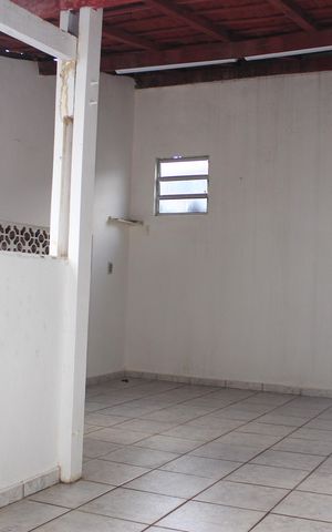 Casa à venda com 172m², 4 quartos e 1 vagaÁrea de Serviço 