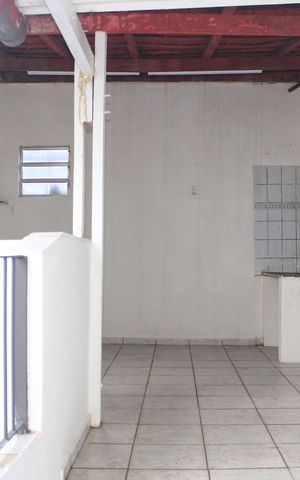 Casa à venda com 172m², 4 quartos e 1 vagaÁrea de Serviço 