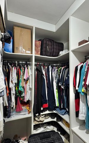 Casa de condomínio para alugar com 140m², 3 quartos e 1 vaga Casa de condomínio para alugar com 140m², 3 quartos e 1 vagaSuíte - Closet