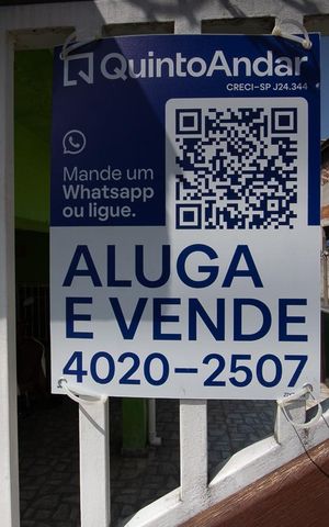 Casa à venda com 290m², 2 quartos e 2 vagas Casa à venda com 290m², 2 quartos e 2 vagasPlaca
