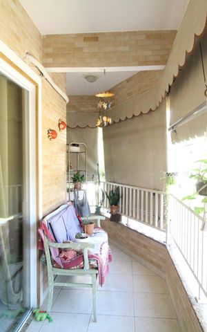 Casa à venda com 119m², 2 quartos e 1 vagaSala - Varanda