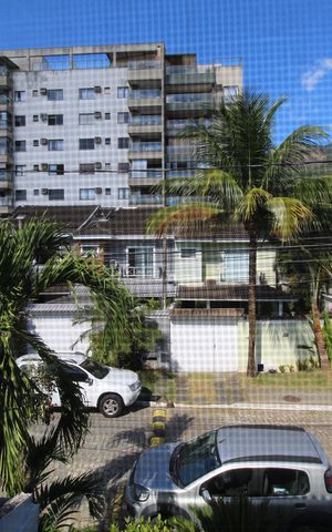 Casa à venda com 119m², 2 quartos e 1 vagaSuíte - Vista