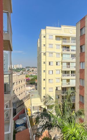 Apartamento à venda com 64m², 2 quartos e 1 vaga Apartamento à venda com 64m², 2 quartos e 1 vagaSacada