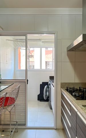 Apartamento à venda com 64m², 2 quartos e 1 vaga Apartamento à venda com 64m², 2 quartos e 1 vagaCozinha