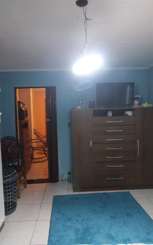 Casa à venda com 110m², 3 quartos e 1 vagaQuarto 1