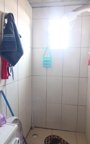 Casa à venda com 110m², 3 quartos e 1 vagaBanheiro 2