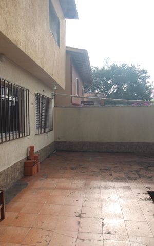Casa à venda com 110m², 3 quartos e 1 vagaÁrea comum