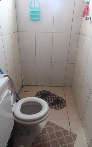 Casa à venda com 110m², 3 quartos e 1 vagaBanheiro 2