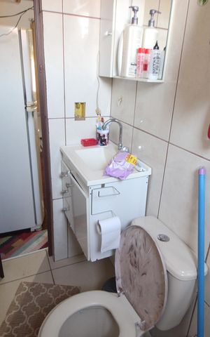 Casa à venda com 110m², 3 quartos e 1 vagaBanheiro 2