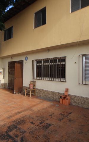 Casa à venda com 110m², 3 quartos e 1 vagaÁrea comum