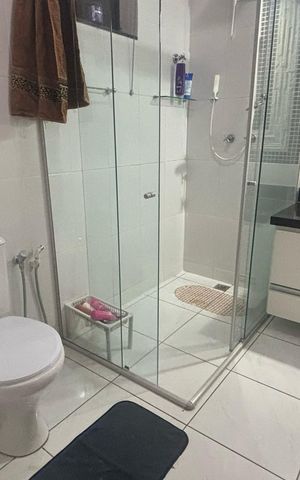 Casa à venda com 250m², 3 quartos e 2 vagas Casa à venda com 250m², 3 quartos e 2 vagasBanheiro 1