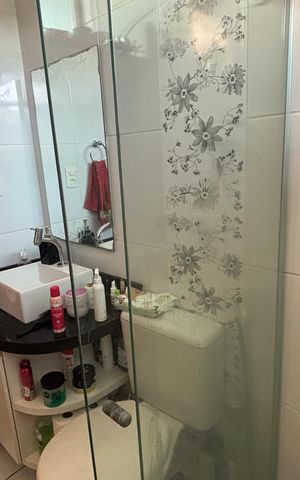 Casa à venda com 250m², 3 quartos e 2 vagas Casa à venda com 250m², 3 quartos e 2 vagasBanheiro 2