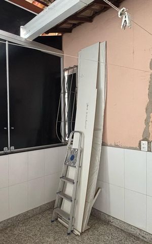 Casa à venda com 250m², 3 quartos e 2 vagas Casa à venda com 250m², 3 quartos e 2 vagasÁrea Externa