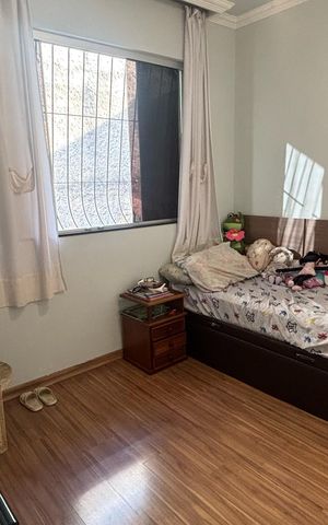 Casa à venda com 250m², 3 quartos e 2 vagas Casa à venda com 250m², 3 quartos e 2 vagasQuarto 2