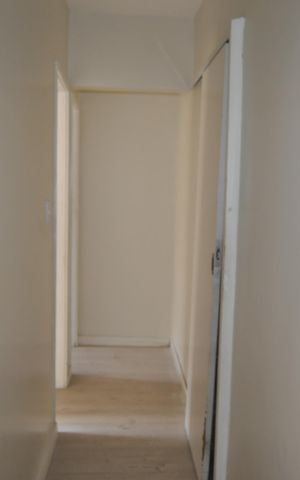 Apartamento à venda com 75m², 2 quartos e sem vagaCorredor