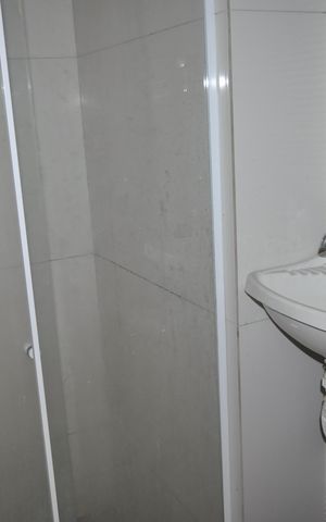 Apartamento à venda com 75m², 2 quartos e sem vagaBanheiro da Suíte