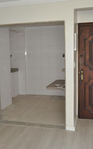 Apartamento à venda com 75m², 2 quartos e sem vagaSala
