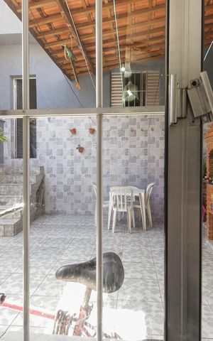 Casa à venda com 70m², 2 quartos e 2 vagas Casa à venda com 70m², 2 quartos e 2 vagasVista da Cozinha