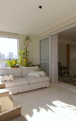 Apartamento à venda com 234m², 3 quartos e 4 vagasVaranda