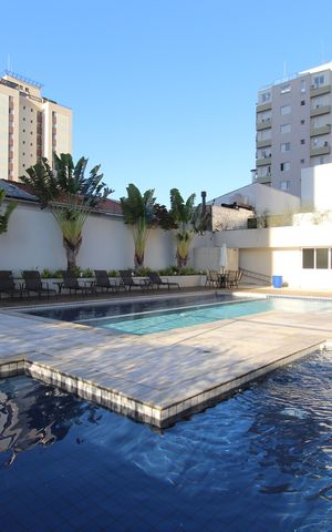 Apartamento à venda com 234m², 3 quartos e 4 vagasÁrea Comum - Piscina