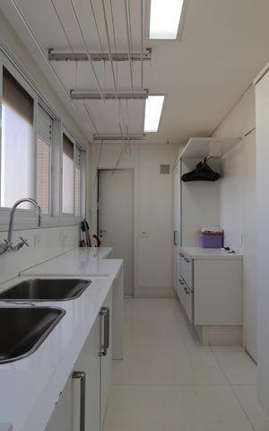 Apartamento à venda com 234m², 3 quartos e 4 vagasÁrea de Serviço
