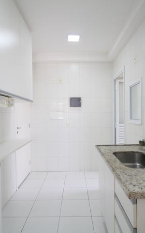 Apartamento para alugar com 86m², 2 quartos e 2 vagasCozinha