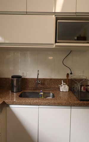 Casa à venda com 235m², 3 quartos e 2 vagasCozinha