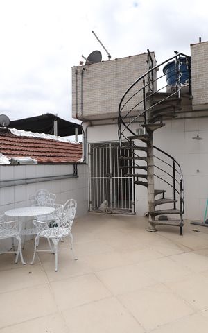 Casa à venda com 235m², 3 quartos e 2 vagasTerraço 1
