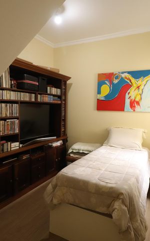 Casa à venda com 235m², 3 quartos e 2 vagasQuarto 1