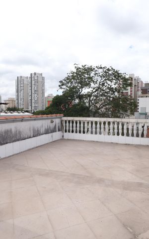 Casa à venda com 235m², 3 quartos e 2 vagasTerraço 2