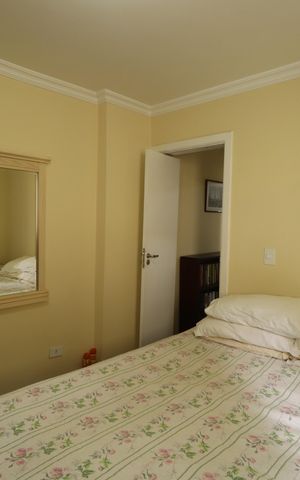 Casa à venda com 235m², 3 quartos e 2 vagasQuarto 2