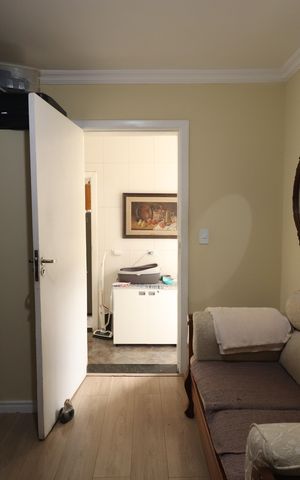 Casa à venda com 235m², 3 quartos e 2 vagasSala 2
