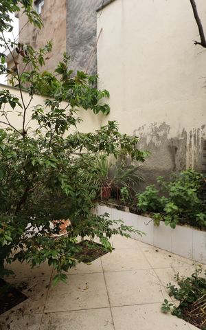 Casa à venda com 235m², 3 quartos e 2 vagasQuintal
