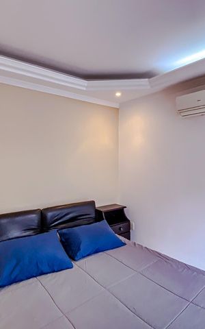 Casa à venda com 200m², 3 quartos e 3 vagasSuíte