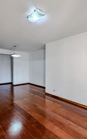 Apartamento à venda com 130m², 3 quartos e 2 vagasSala