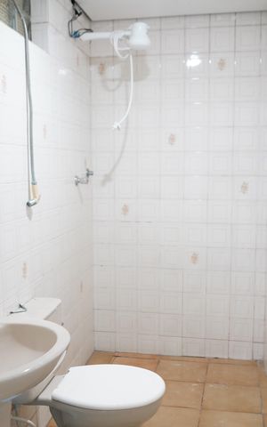 Casa à venda com 400m², 6 quartos e 2 vagasBanheiro 2
