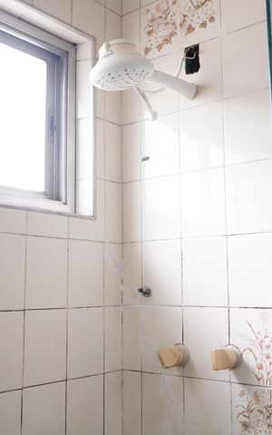 Casa à venda com 400m², 6 quartos e 2 vagasBanheiro 1