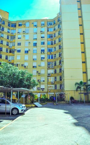 Apartamento à venda com 93m², 3 quartos e sem vagaÁrea comum