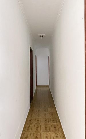 Casa à venda com 220m², 4 quartos e 5 vagas Casa à venda com 220m², 4 quartos e 5 vagasAcesso - Quartos