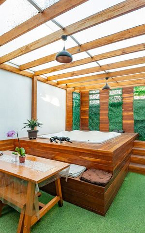 Apartamento à venda com 140m², 2 quartos e 2 vagas Apartamento à venda com 140m², 2 quartos e 2 vagasÁrea externa