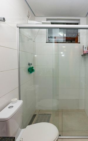 Apartamento à venda com 140m², 2 quartos e 2 vagas Apartamento à venda com 140m², 2 quartos e 2 vagasBanheiro