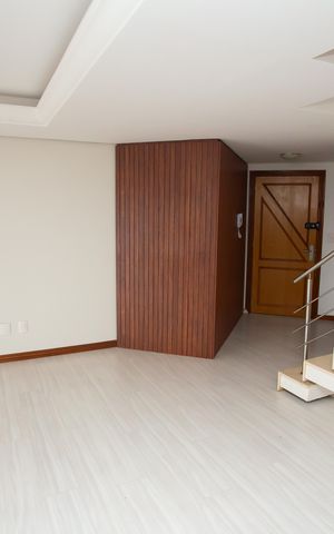 Apartamento para alugar com 400m², 3 quartos e 1 vaga Apartamento para alugar com 400m², 3 quartos e 1 vagaSala