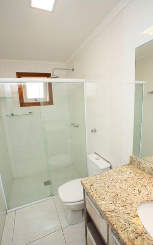Apartamento para alugar com 400m², 3 quartos e 1 vaga Apartamento para alugar com 400m², 3 quartos e 1 vagaBanheiro Social
