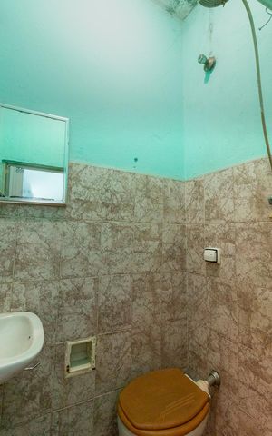 Casa à venda com 100m², 3 quartos e 4 vagasBanheiro da Suíte