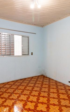 Casa à venda com 100m², 3 quartos e 4 vagasQuarto 2