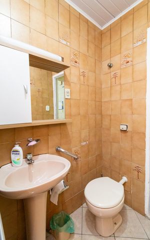 Casa à venda com 100m², 3 quartos e 4 vagasBanheiro