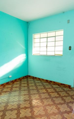 Casa à venda com 100m², 3 quartos e 4 vagasSala